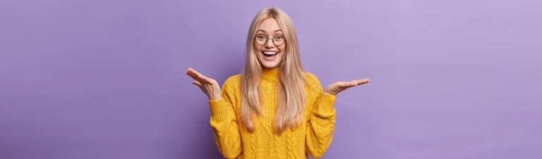 female choosing between seo and ppc