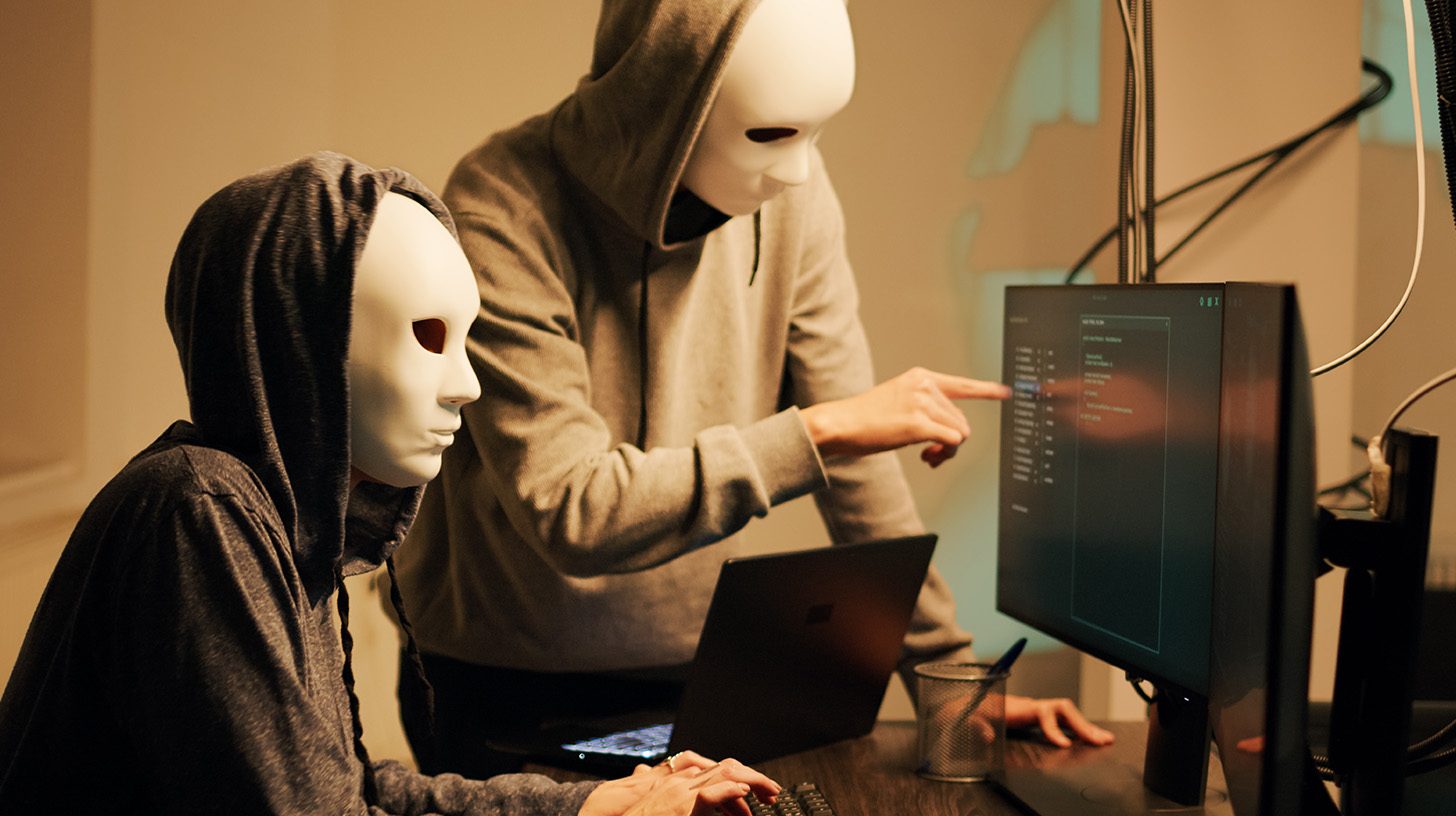 bad people scamming on computer